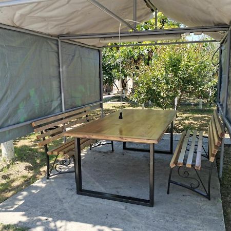 Vacation Home On Krasnomayakskaya 36 수쿰 외부 사진